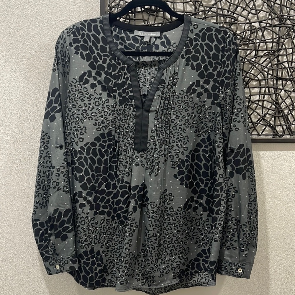 Daniel Rainn Anika blouse - Picture 2 of 8